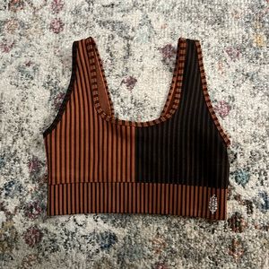 NWOT FREE PEOPLE MOVEMENT SPLIT TWO TONE ATHLETIC BRALETTE